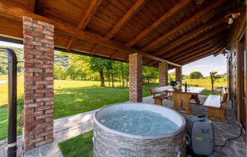 Gospic House | Stunning Home In Prvan Selo With Sauna