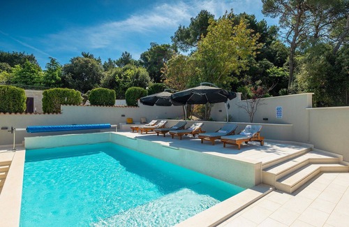 Vinkuran House | Stunning home in Pula