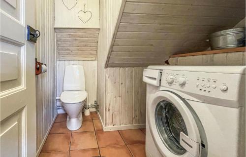 Ronneby House | Stunning Home In Ronneby With Kitchen