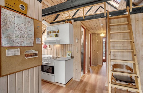 Floutrup House | Stunning home in Roslev with WiFi