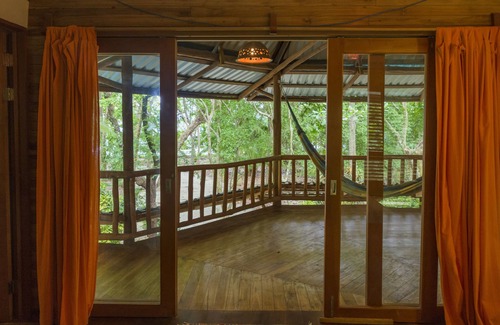 Cabuya Cabin | Stunning jungle Cabin Steps from the beach, great for families and couples