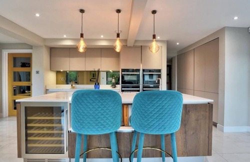 Great Leighs House | Stunning large house in Green Dunmow