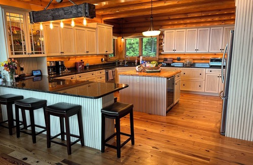Cheboygan House | Stunning Log Home Plus Guest Cottage With Sandy Beach!