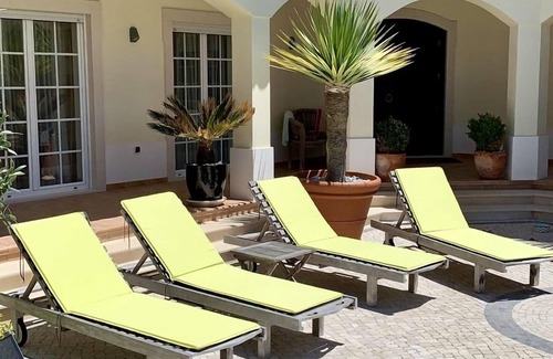 Praia del Rei Villa | Stunning Luxurious Spacious 4 bedroom Villa With pool and Jacuzzi.