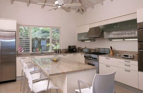 St. John's Villa | Stunning luxury 5-bedroom villa in the exclusive Galley Bay *Summer Sale*
