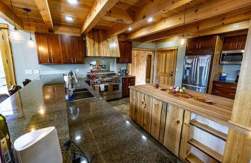 North Creek House | Stunning Mountaintop Retreat with High End Amenities and Four Fireplaces