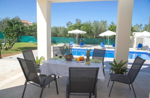 Argaka Villa | Stunning new Beach Front villa,1st Line to the beach, Large Pool, Wonderful Area