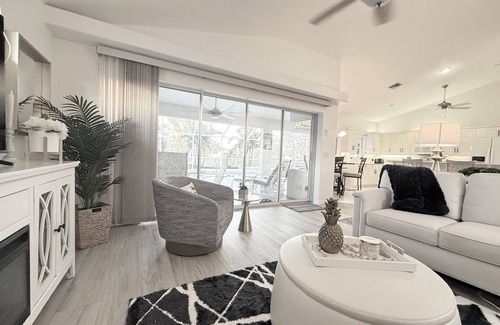 Pinehurst House | Stunning Newer Waterfront 3bd/2ba Home, Heated Pool, Gulf Beaches, Pet Friendly!