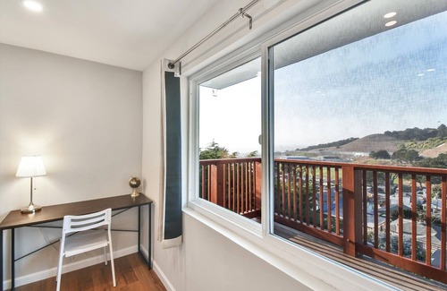 Sharp Park House | Stunning Ocean Mountain View Near SF+Beach 2Suites