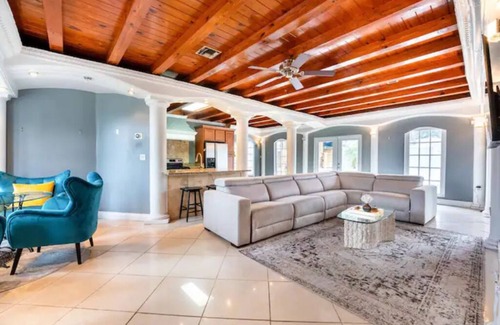 Fairview Shores House | Stunning Orlando Getaway