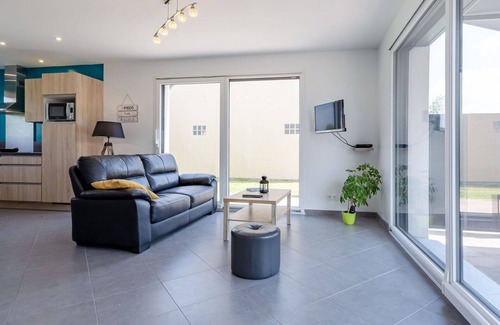 Saint-Germain-sur-Ay House | Stunning private villa for 4 guests with TV, terrace and pets allowed