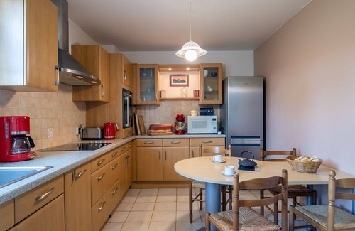 Kerlouan House | Stunning private villa for 8 people with WIFI, TV, terrace and pets allowed