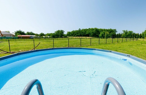Balatonszemes House | Stunning private villa for 6 guests with WIFI, private pool, TV and terrace