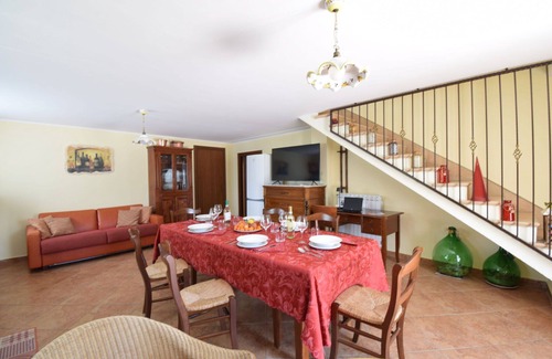 Guardialfiera Villa | Stunning private villa for 6 guests with WIFI, private pool, A/C, TV, terrace and panoramic view