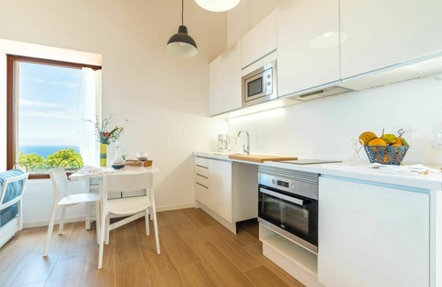 Banyalbufar House | Stunning private villa for 2 guests with A/C, WIFI, TV and patio