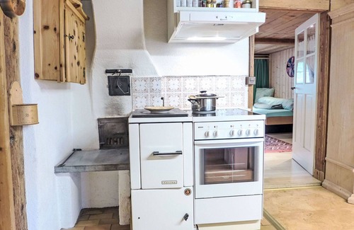 Innertkirchen House | Stunning private villa for 6 people with WIFI, TV, terrace, pets allowed and panoramic view