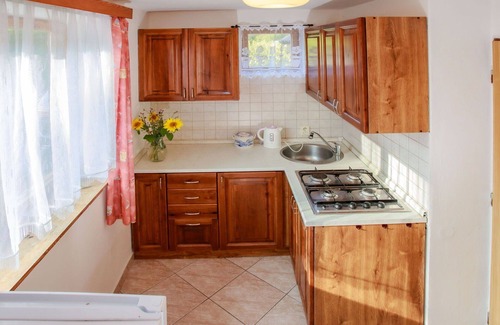 Zabovresky House | Stunning private villa for 5 guests with WIFI, TV, terrace and pets allowed