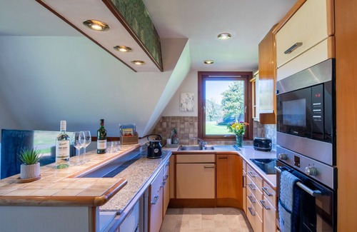 South Laggan House | Stunning private villa for 4 people with WIFI, TV, terrace, pets allowed and panoramic view