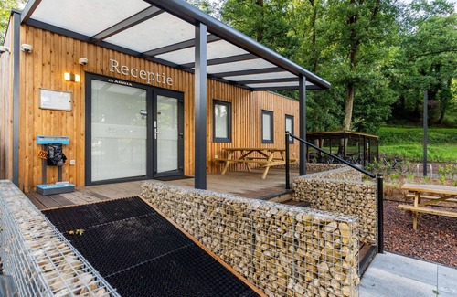 Langeberg House | Stunning private villa for 8 guests with WIFI, TV and terrace