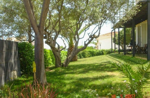 L'Ampolla House | Stunning private villa for 10 guests with A/C, WIFI, private pool, TV, patio and pets allowed