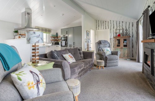 Kinross House | Stunning private villa for 6 guests with WIFI, TV and terrace