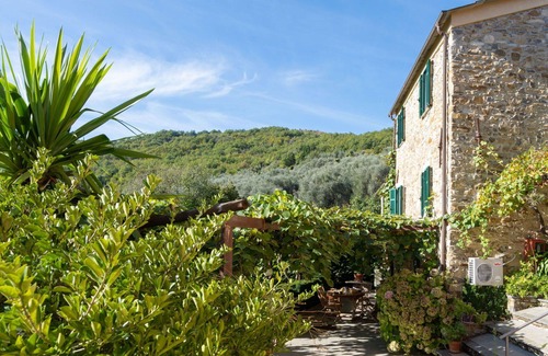 Ville San Sebastiano Villa | Stunning private villa with WIFI, private pool, A/C, TV, patio, pets allowed and panoramic view