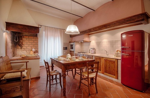 Castelfiorentino Villa | Stunning private villa with private pool, sauna, WIFI, hot tub, TV, terrace and panoramic view
