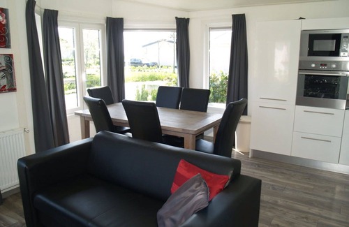 Dordtse Biesbosch House | Stunning private villa for 6 guests with WIFI, pool, TV and terrace