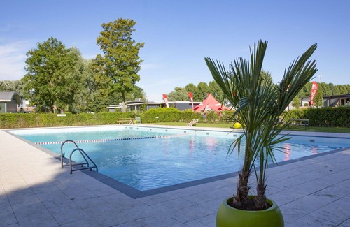 Dordtse Biesbosch House | Stunning private villa for 6 guests with WIFI, pool, TV and terrace