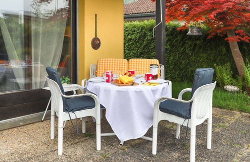 Bouveret House | Stunning private villa for 4 people with WIFI, TV and pets allowed