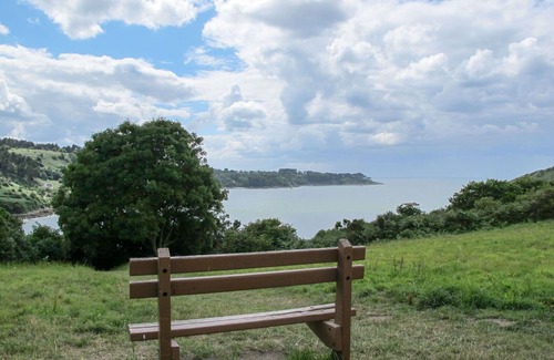 Ploulech House | Stunning private villa for 6 people with WIFI, TV, terrace and pets allowed