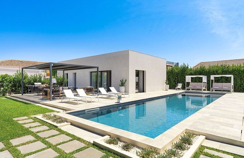 Carrozziere Villa | Stunning private villa for 12 people with A/C, WIFI, private pool, TV and patio