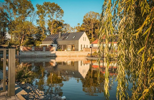 Dolni Laz House | Stunning private villa for 10 people with hot tub, WIFI, TV, terrace and pets allowed