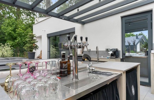 Dolni Laz House | Stunning private villa for 10 people with hot tub, WIFI, TV, terrace and pets allowed