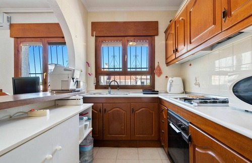Quesada House | Stunning private villa for 4 guests with A/C, WIFI, private pool, terrace and pets allowed