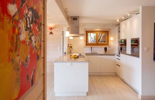 Chesieres House | Stunning private villa for 8 guests with WIFI, TV and terrace