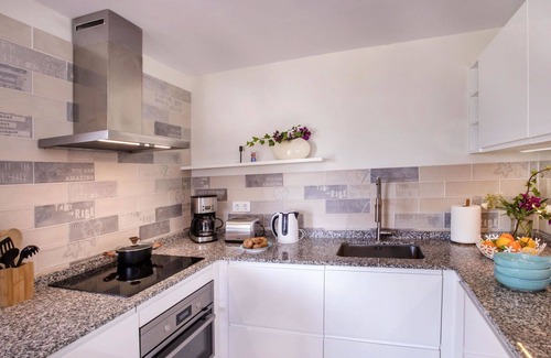 Ermita Villa | Stunning private villa for 4 guests with WIFI, private pool, A/C, TV and terrace