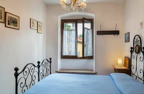 Imperia House | Stunning private villa for 6 people with WIFI, TV, terrace, pets allowed and panoramic view