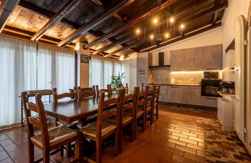 Dogana Villa | Stunning private villa with private pool, WIFI, A/C, hot tub, sauna, TV, patio and panoramic view