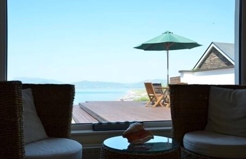 Glenbeigh House | Stunning Ring of Kerry House on Rossbeigh Beach with Free Wifi