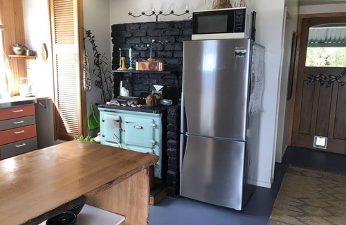Paparoa National Park House | Stunning sea views, sunsets in a cosy holiday home suitable for families/couples