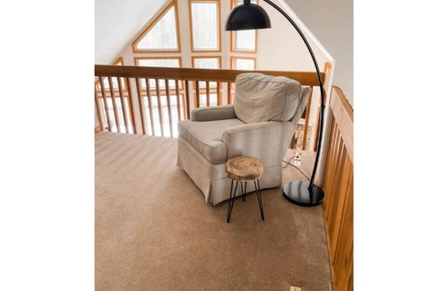 Gouldsboro Ski Chalet | Stunning ski chalet in Big Bass Lake - Poconos