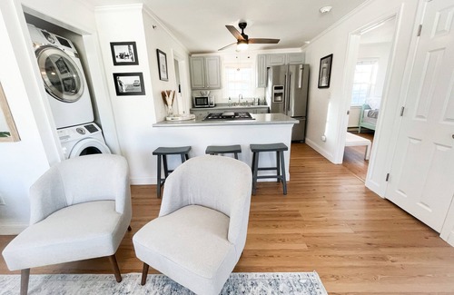 Hampton Condo | STUNNING Top Floor 2BR Beachside Condo