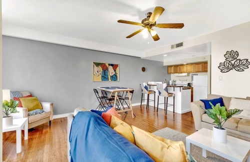 Graduate Hospital Apartment | Stunning Unit Near Rittenhouse