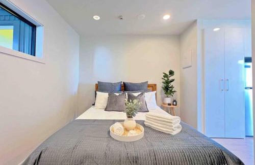 Auckland Central Business District Apartment | Stunning view 1-bedroom studio in city centre