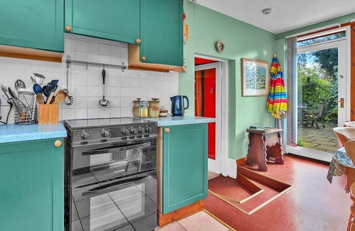 East Linton House | Stunning villa for 5 guests with WIFI, terrace and pets allowed