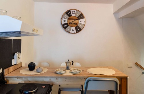 Badalucco House | Stunning villa for 3 people with terrace
