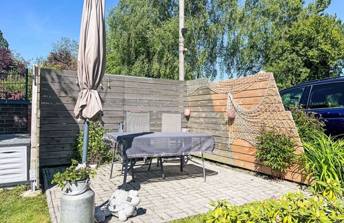 Lieschow House | Stunning villa for 4 guests with WIFI, TV and patio