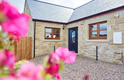 Edlingham House | Stunning villa for 4 people with WIFI, TV and pets allowed