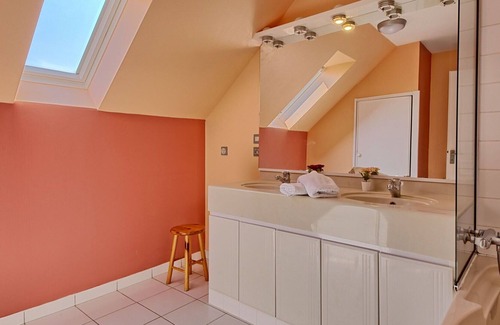 Pluneret House | Stunning villa for 6 people with WIFI, TV, terrace and parking